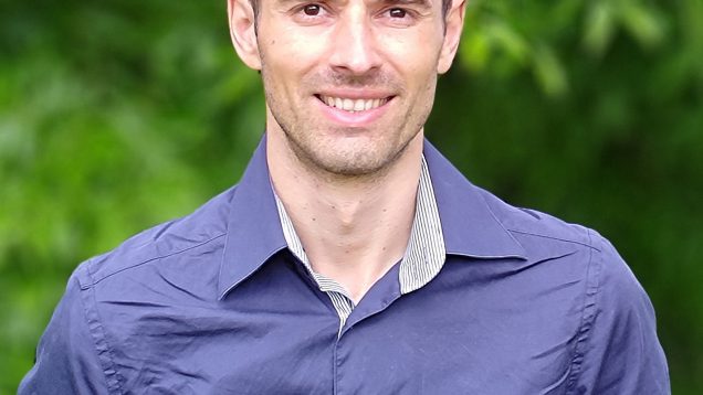 Photo_elias_compressed